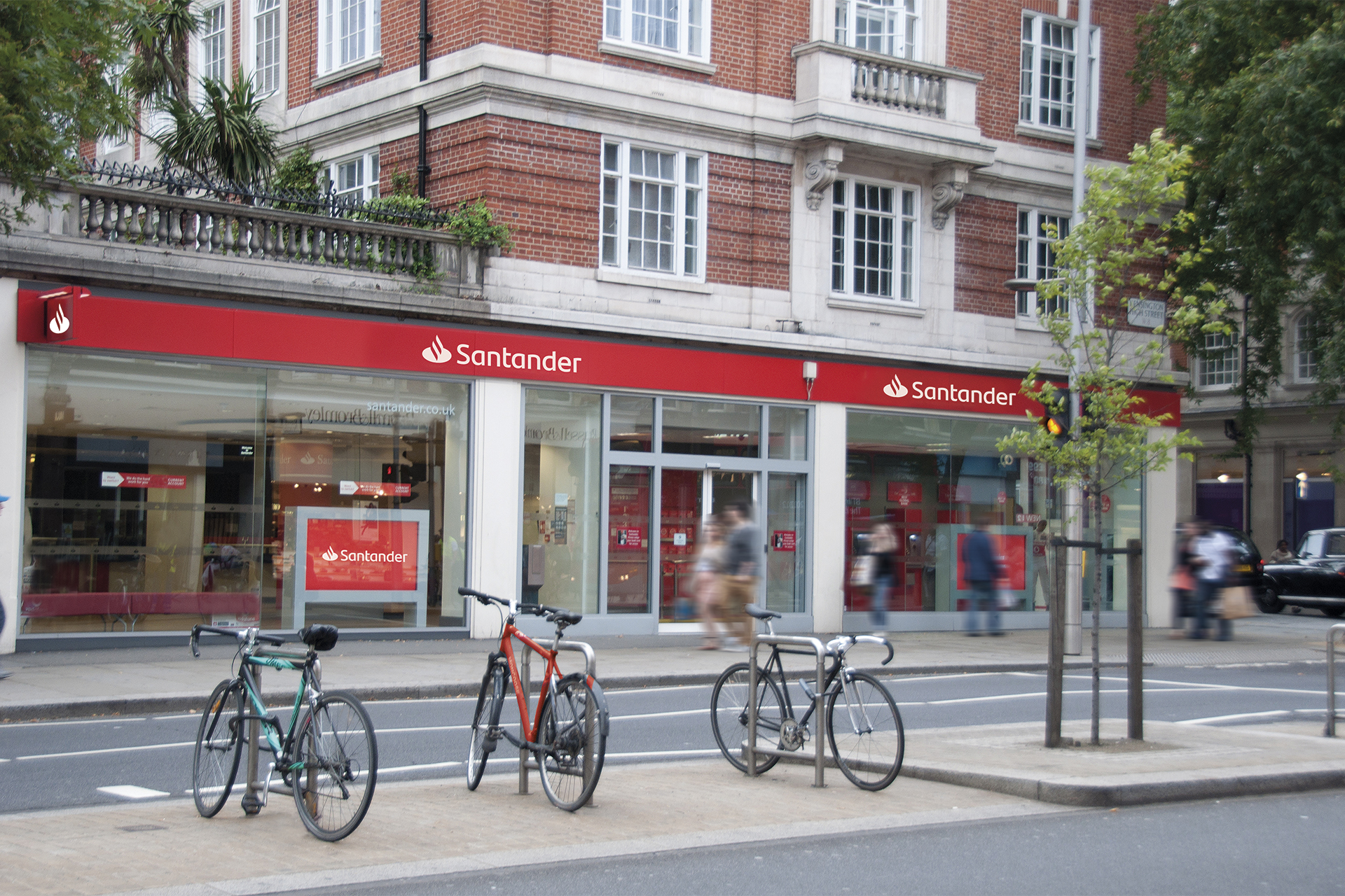 Santander Uk Outlines Support For Customers During Coronatirus Outbreak