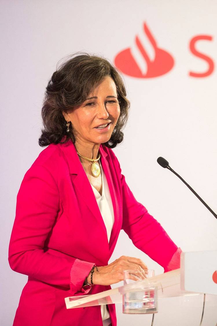 Santander plans to transform its headquarters in the Cantabrian capital and  open it to the city