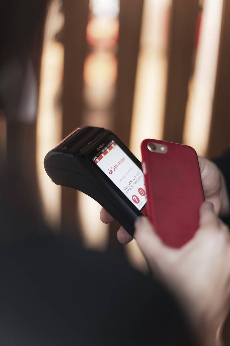 Santander Group Agrees To Acquire Merchant Services Company Elavon