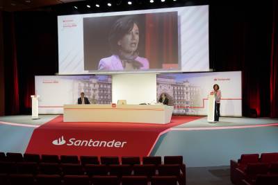 Presidenta del Grupo, Ana Botín.