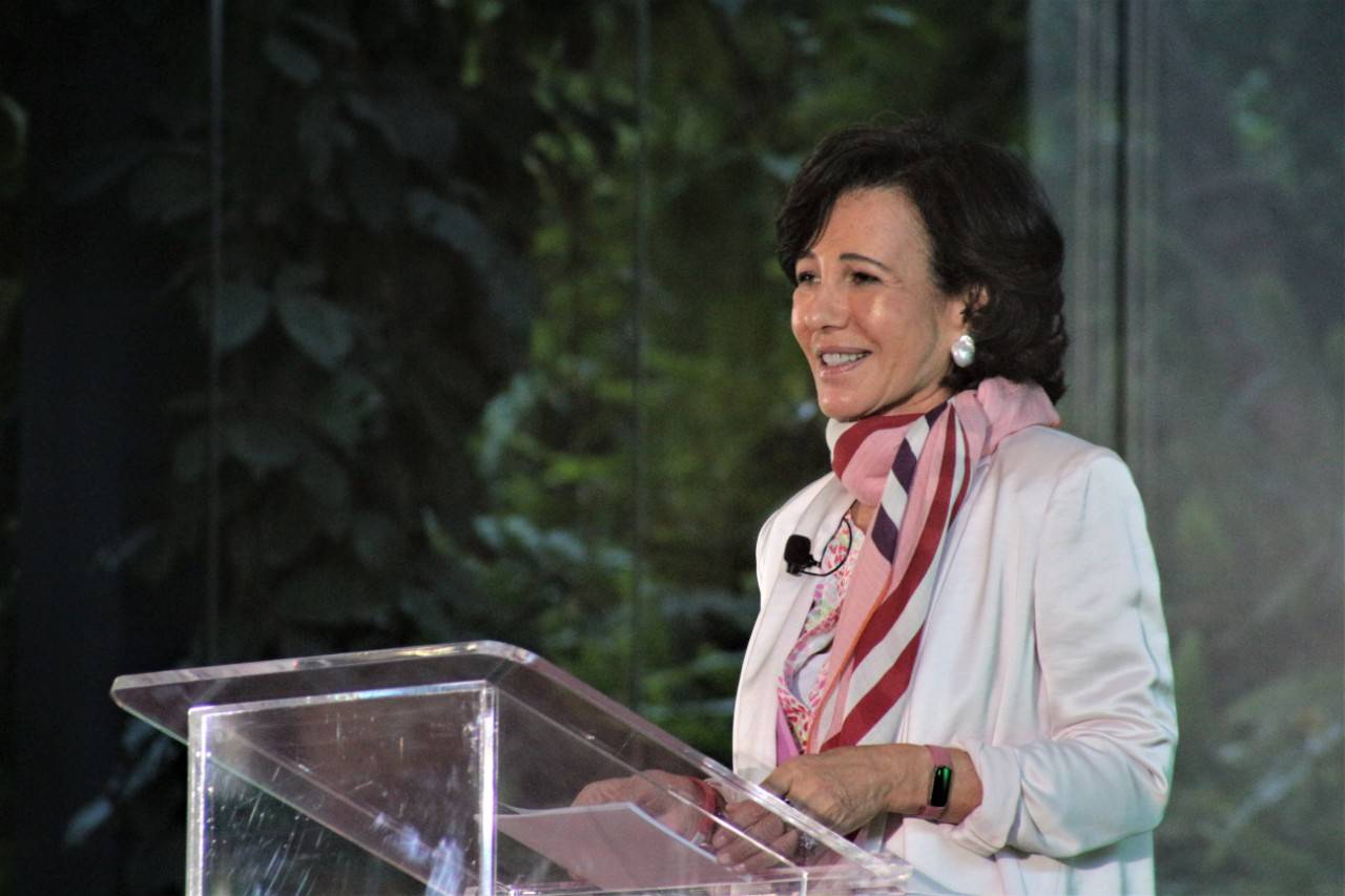 Ana Botín, Presidenta de Banco Santander, en el Foro Santander Sustentable México