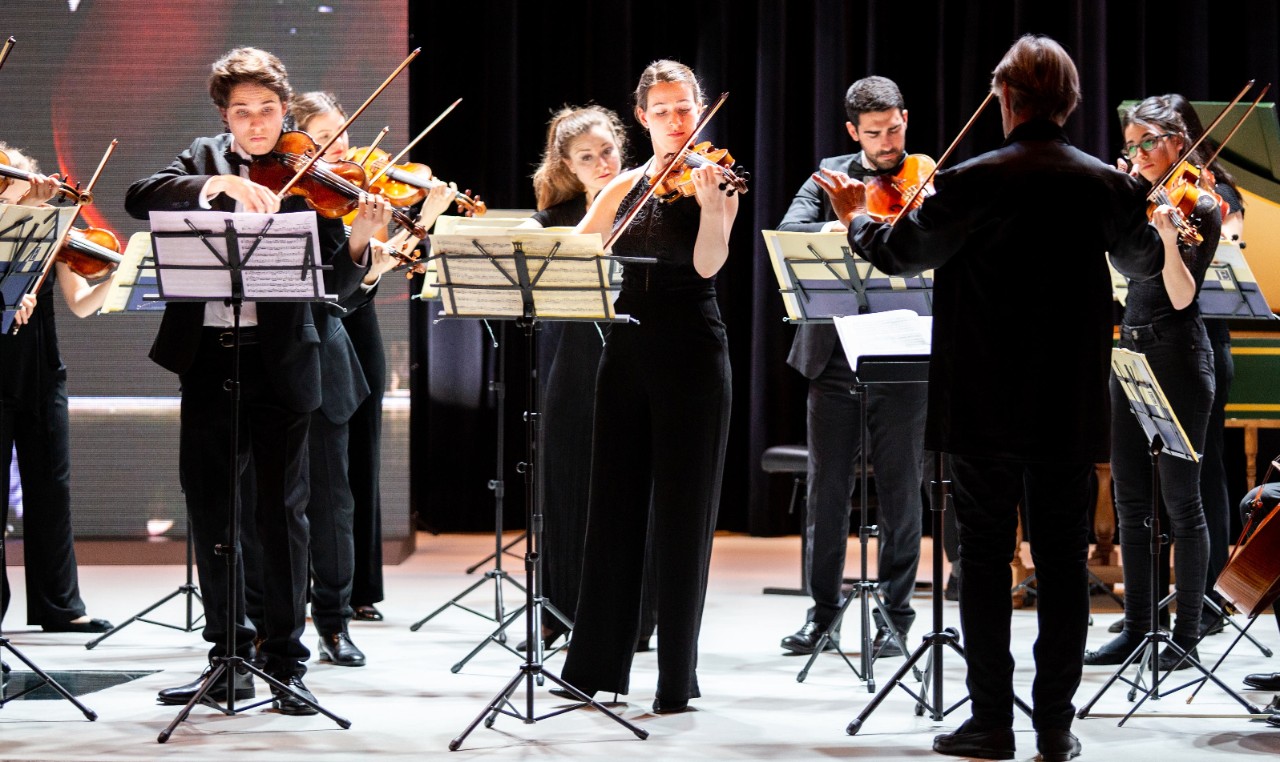 Musicians from the Albéniz Foundation playing at the Solaruco, in Santander Group City