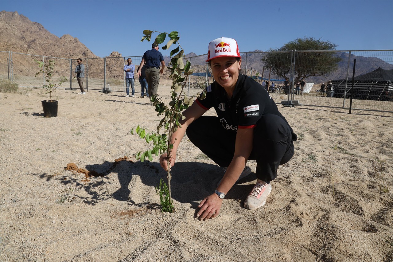 Laia Sanz helping reforest Neom 