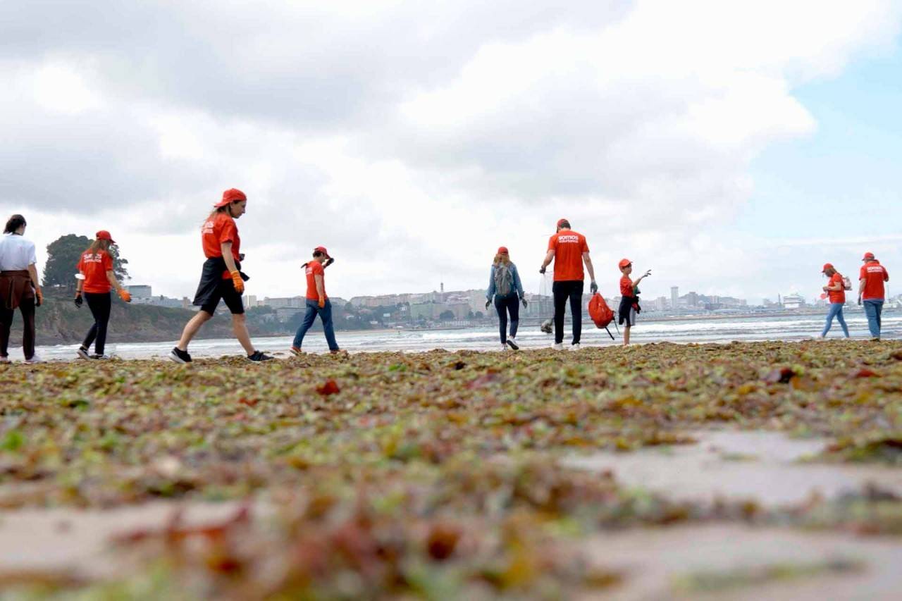Empleados voluntarios y sus familias