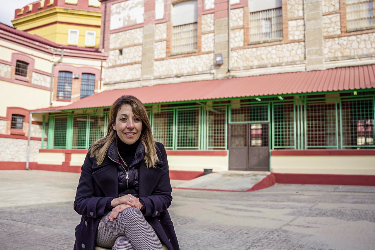  Elena Ramos, prison director