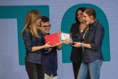 5555Isabel Tocino, vicepresidenta del consejo de Santander España, recoge el premio Banco del Año en Western Europe
